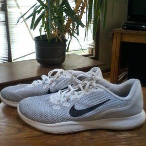 Nike 7 Training TR7 shoes Mens size 11